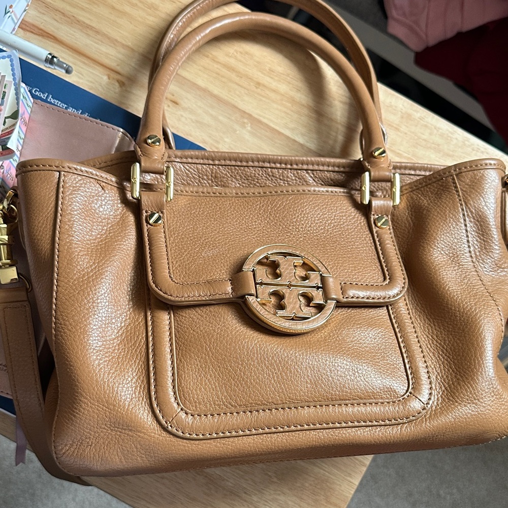 Tory Burch Caramel Tan Pebbled Leather Satchel with Logo Medallion